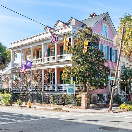 Daybed With Trundle In The Beautiful Ashley Inn 4 Blocks From King St Charleston Buitenkant foto