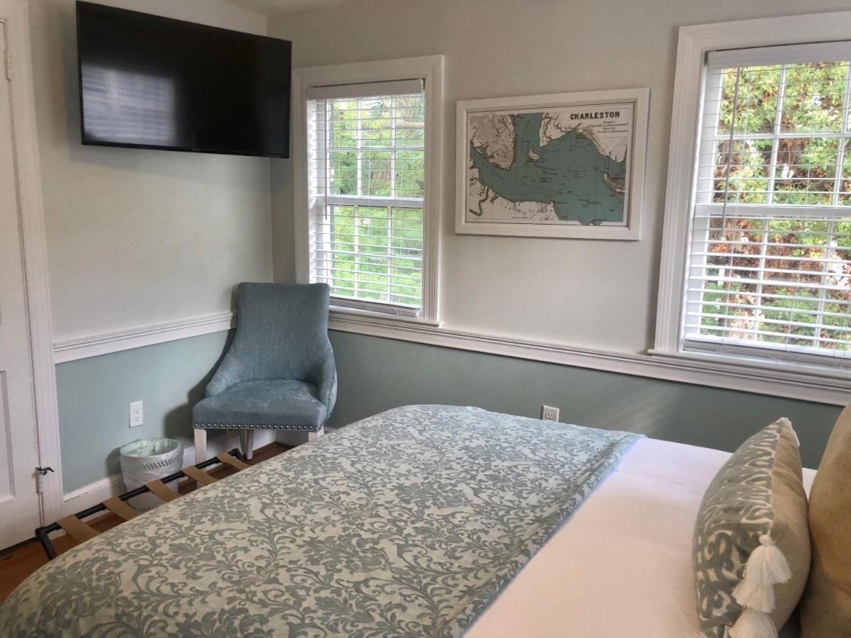 Daybed With Trundle In The Beautiful Ashley Inn 4 Blocks From King St Charleston Buitenkant foto