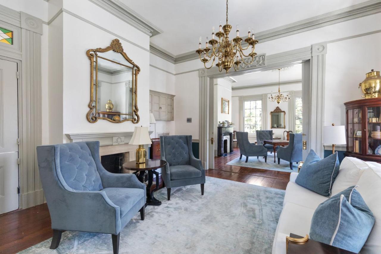 Daybed With Trundle In The Beautiful Ashley Inn 4 Blocks From King St Charleston Buitenkant foto