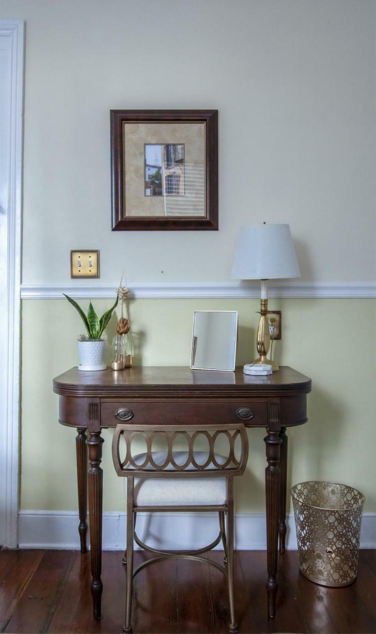Daybed With Trundle In The Beautiful Ashley Inn 4 Blocks From King St Charleston Buitenkant foto