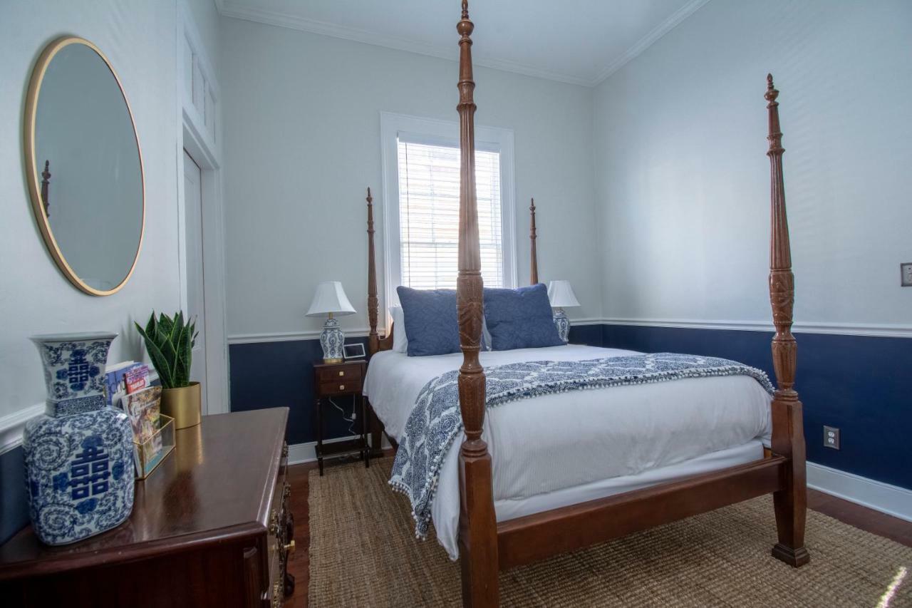 Daybed With Trundle In The Beautiful Ashley Inn 4 Blocks From King St Charleston Buitenkant foto
