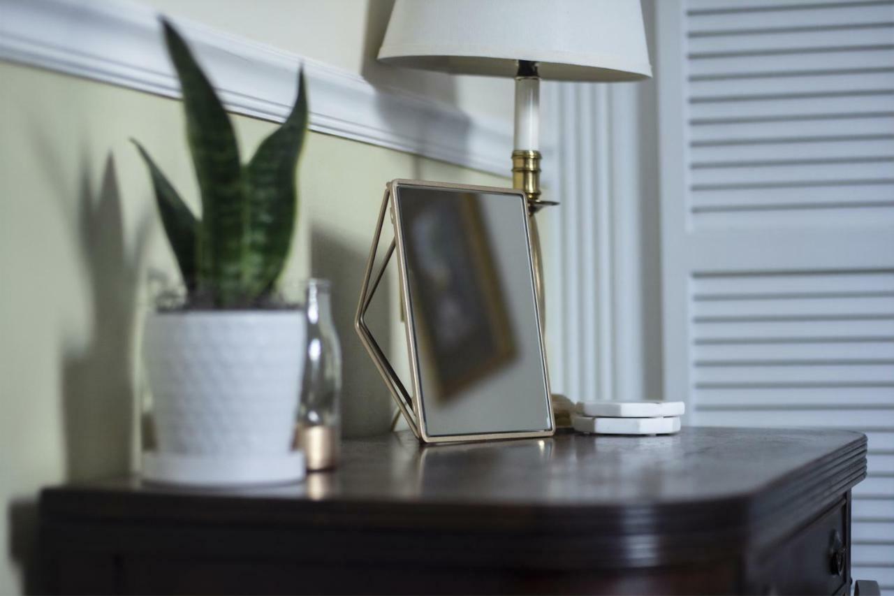Daybed With Trundle In The Beautiful Ashley Inn 4 Blocks From King St Charleston Buitenkant foto