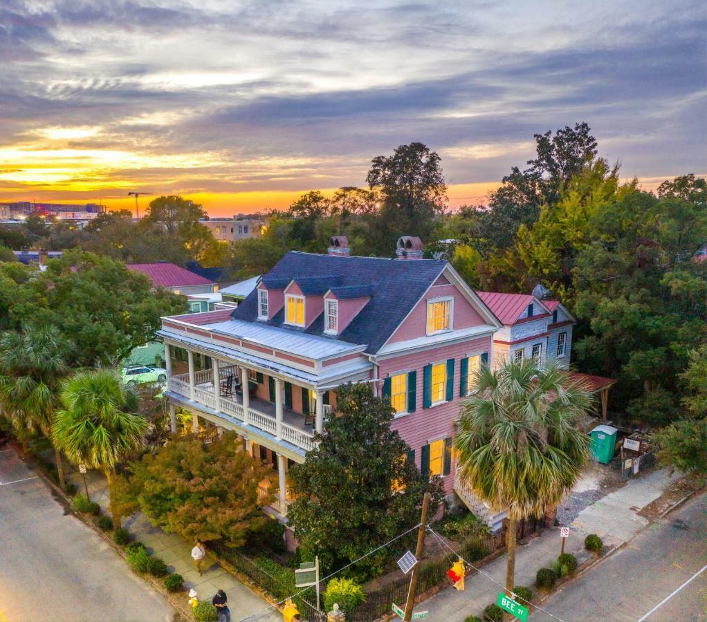 Daybed With Trundle In The Beautiful Ashley Inn 4 Blocks From King St Charleston Buitenkant foto