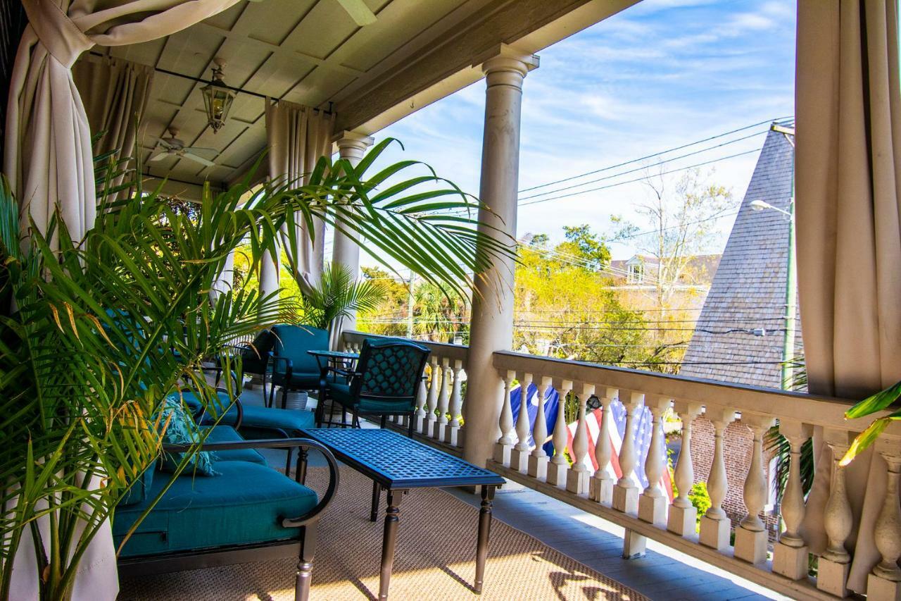 Daybed With Trundle In The Beautiful Ashley Inn 4 Blocks From King St Charleston Buitenkant foto
